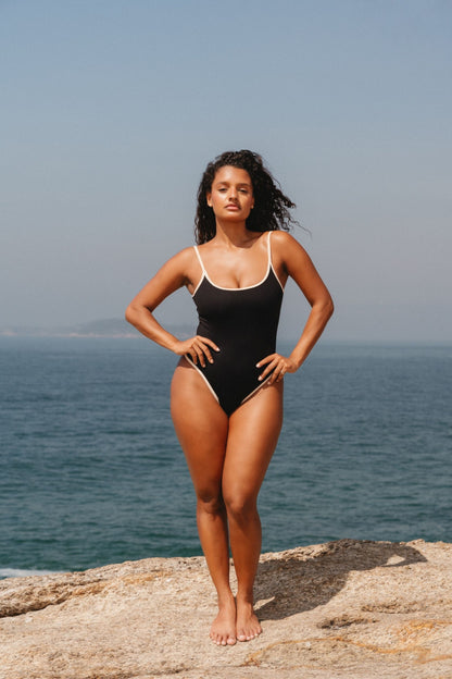 Maiô Nina Dupla Face