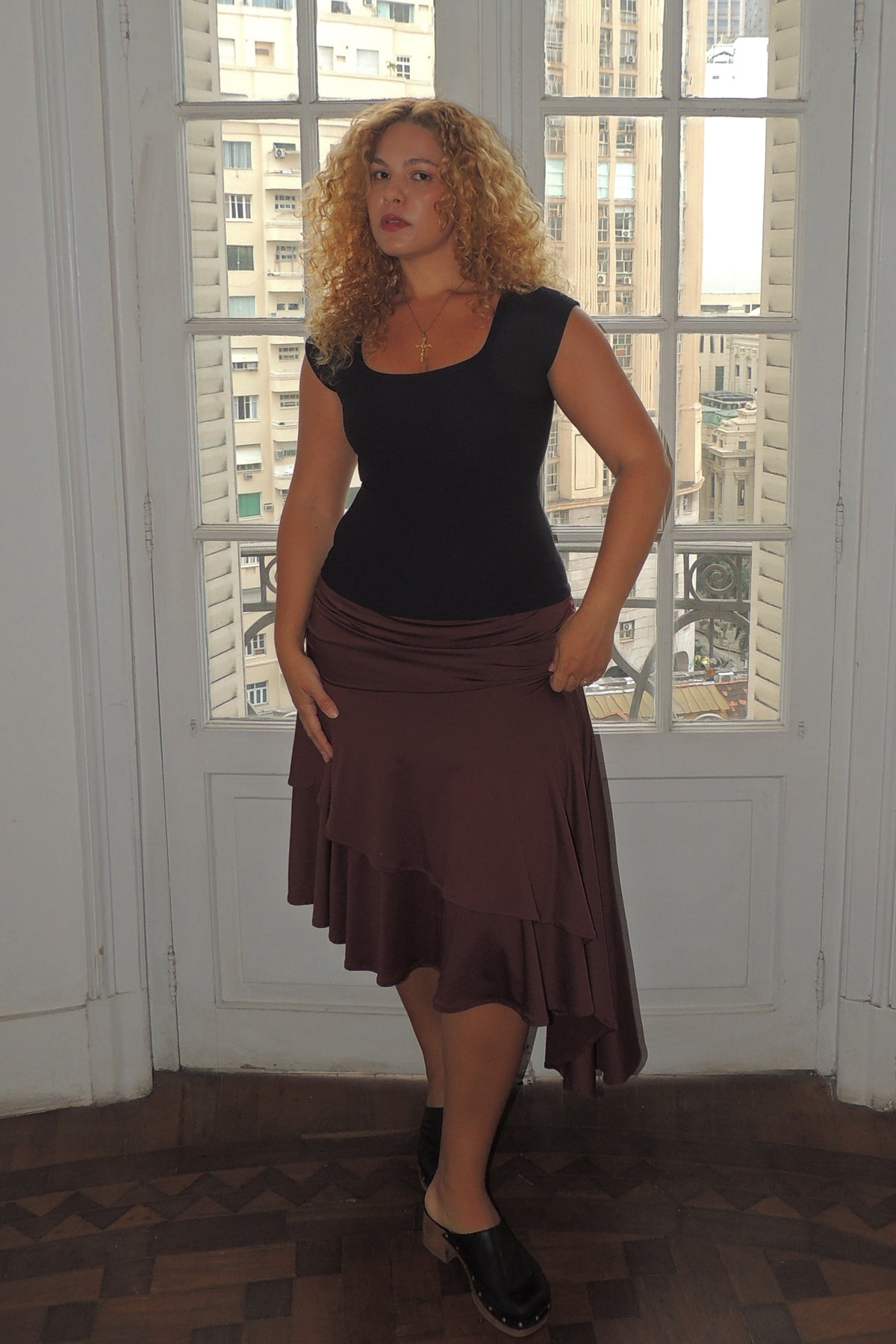 Blusa Manguinha Decote Redondo Longa